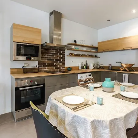 Briquette - Welkeys Apartment *